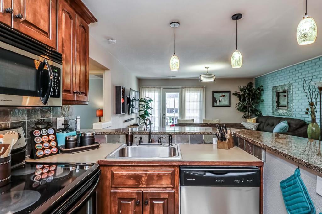 Вилла Amazing Locale 2Kingbr 1Bth Канзас-Сити Экстерьер фото